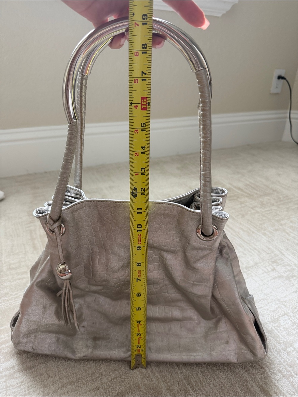 Furla metallic, silver croc embossed leather handbag - Picture 3 of 12